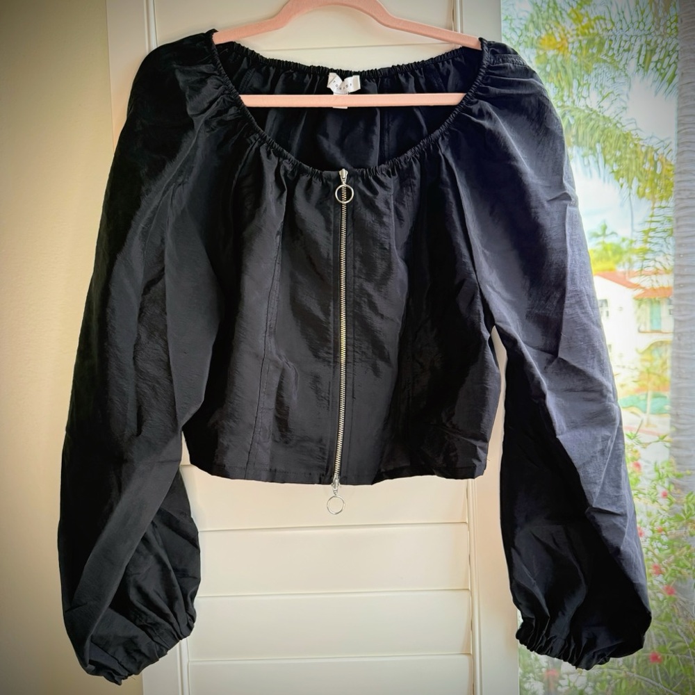 Topshop Black taffeta balloon sleeve double zip crop top size Small